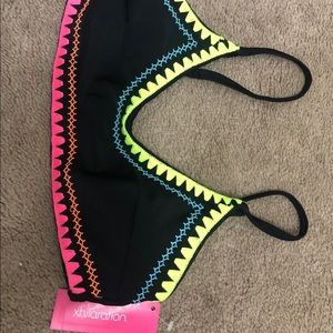 New top swimming wear